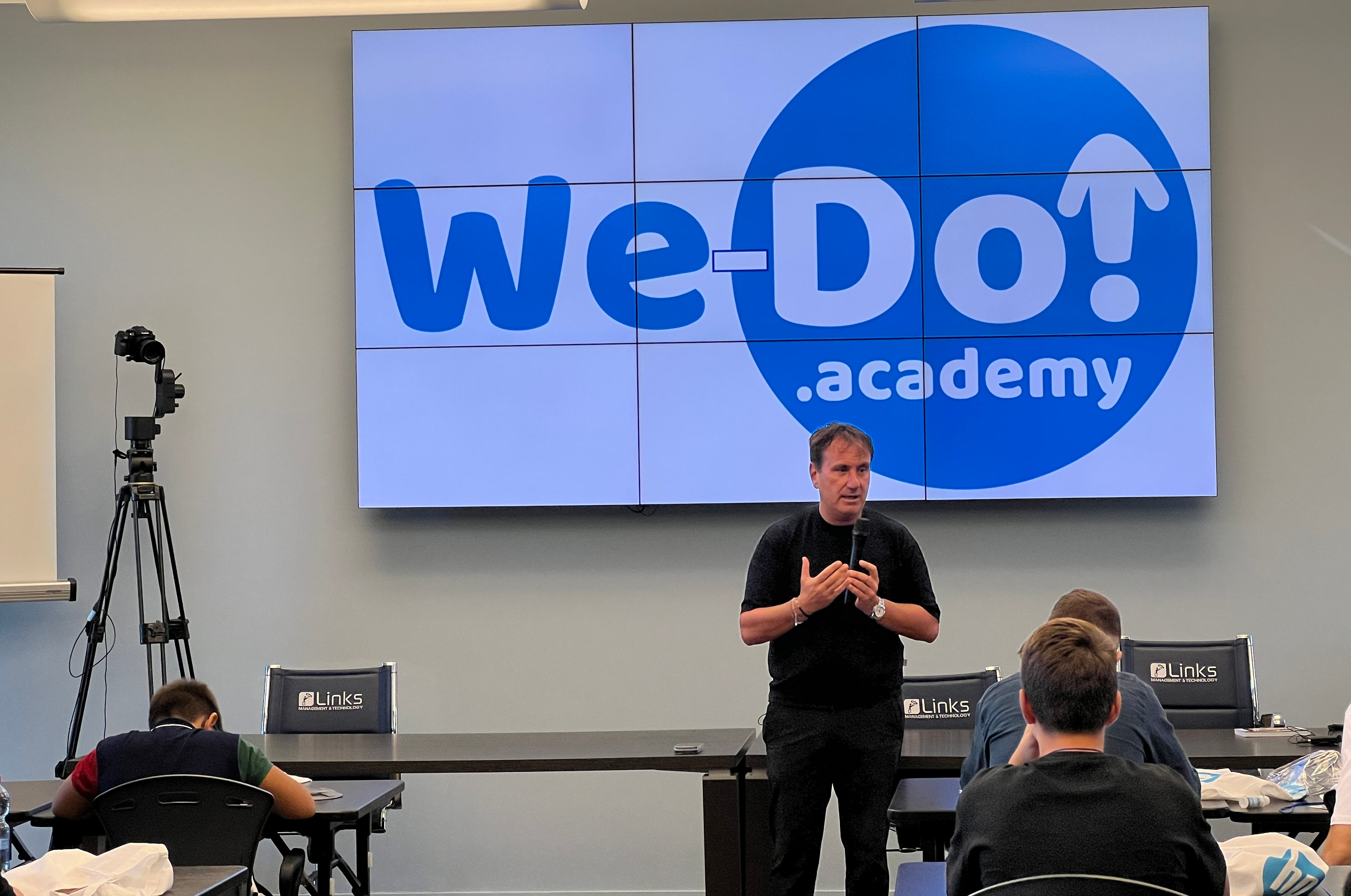 Links ospita WeDo Academy